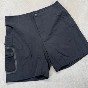 L.L.Bean Shorts Mens Medium Black Comfort Cycling Cargo Padded Outdoor 7" Inseam
